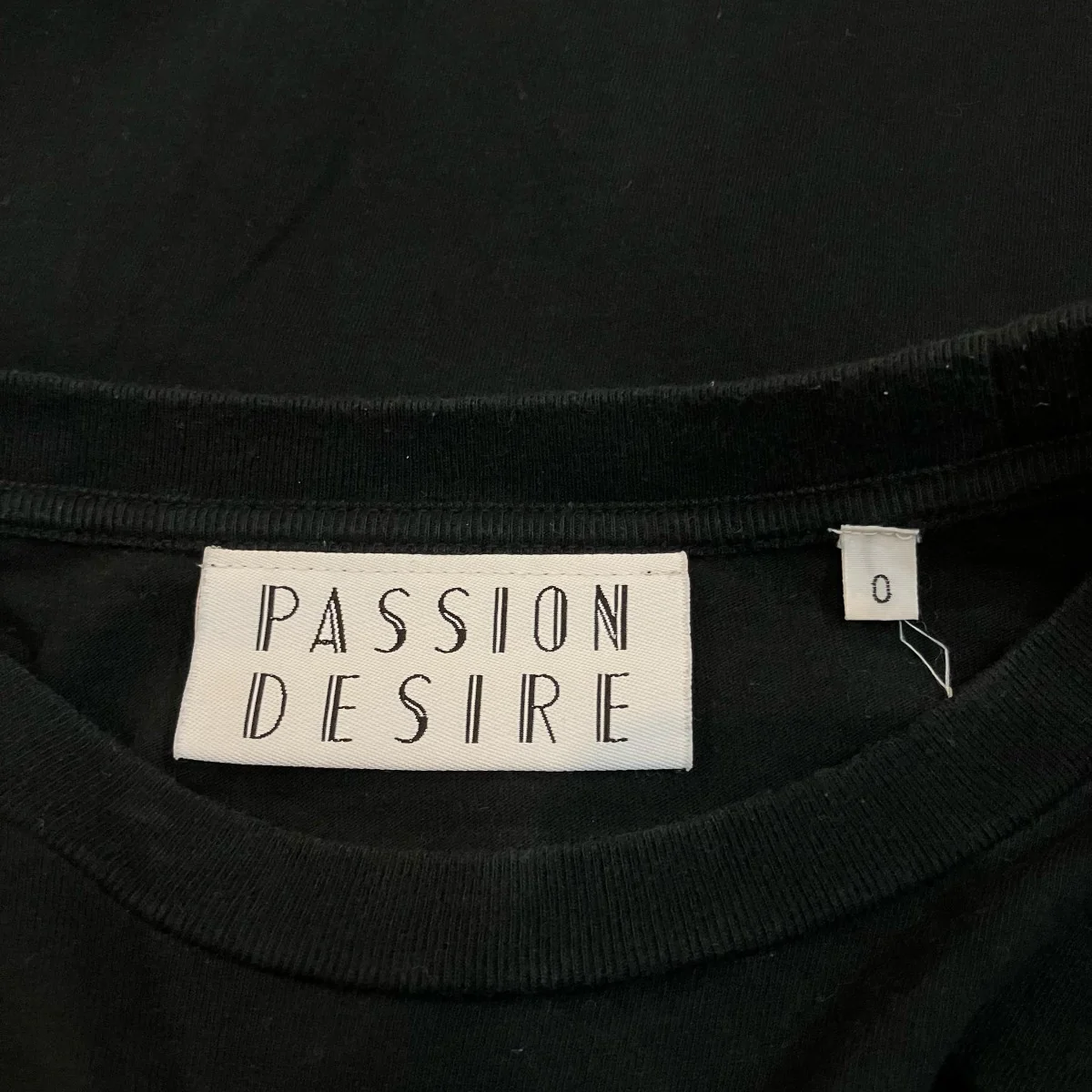 ラインストーンTシャツ - Image 5