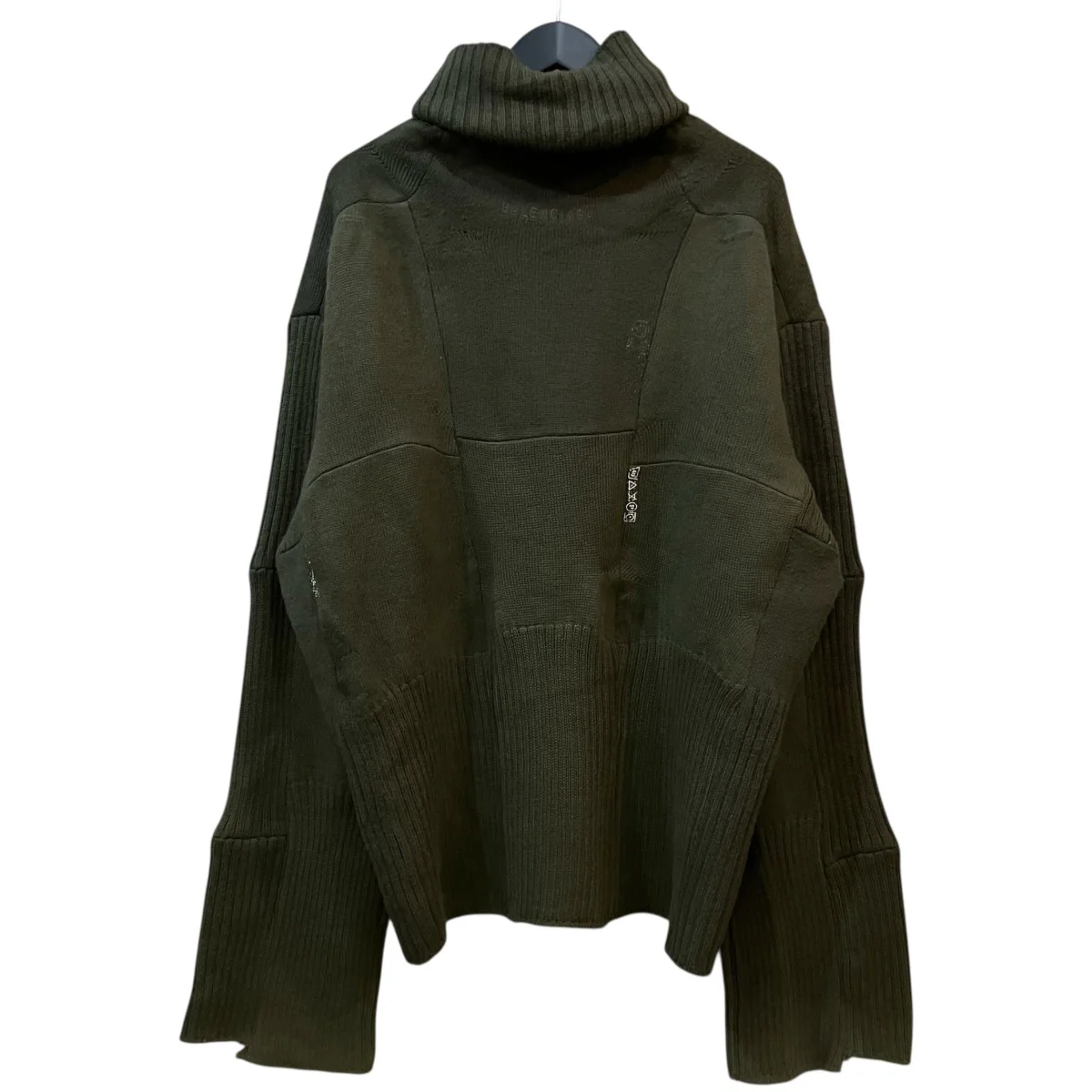 「Upcycled Socks Sweater」再構築タートルネックニット768686 - Image 2