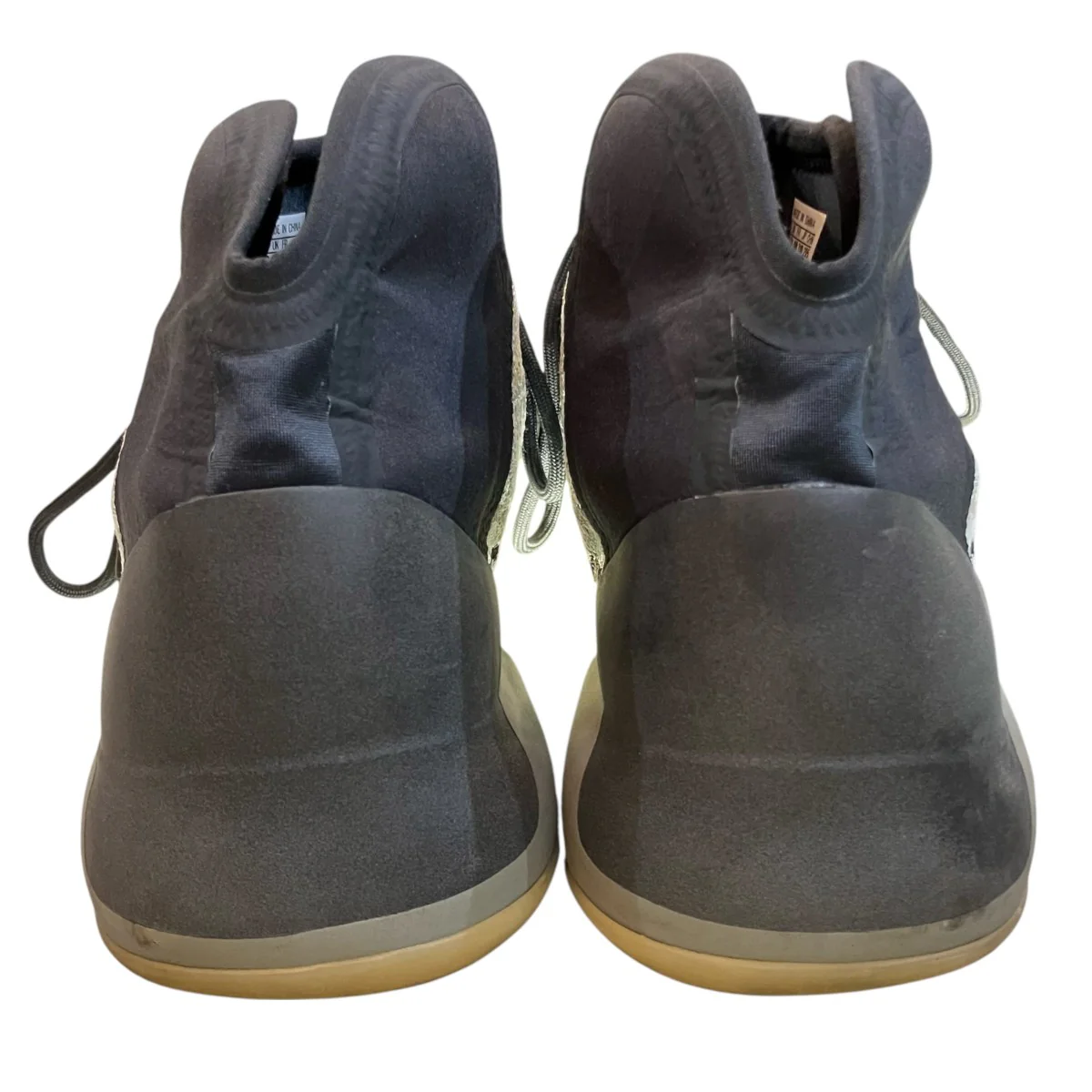 「YEEZY QNTM」ハイカットスニーカーGY7926 - Image 4