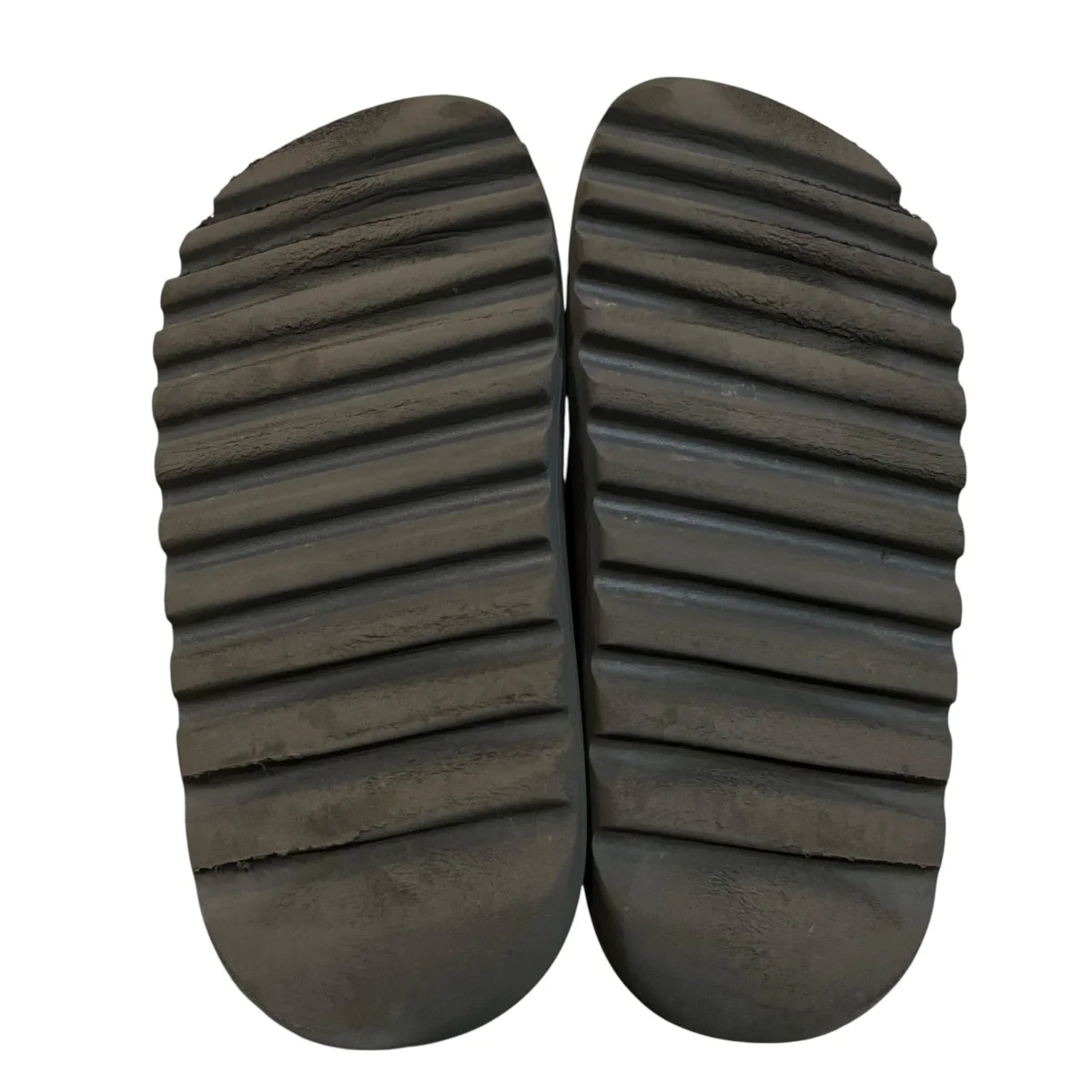「YEEZY Slide Slate Marine」スライドサンダルID2349 - Image 6