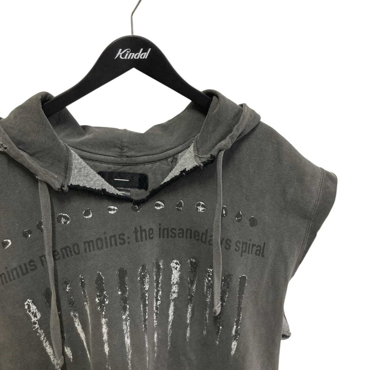 MINUS Bootleg Sleeveless Hoodie With Repaired SHINEノースリーブパーカー - Image 3