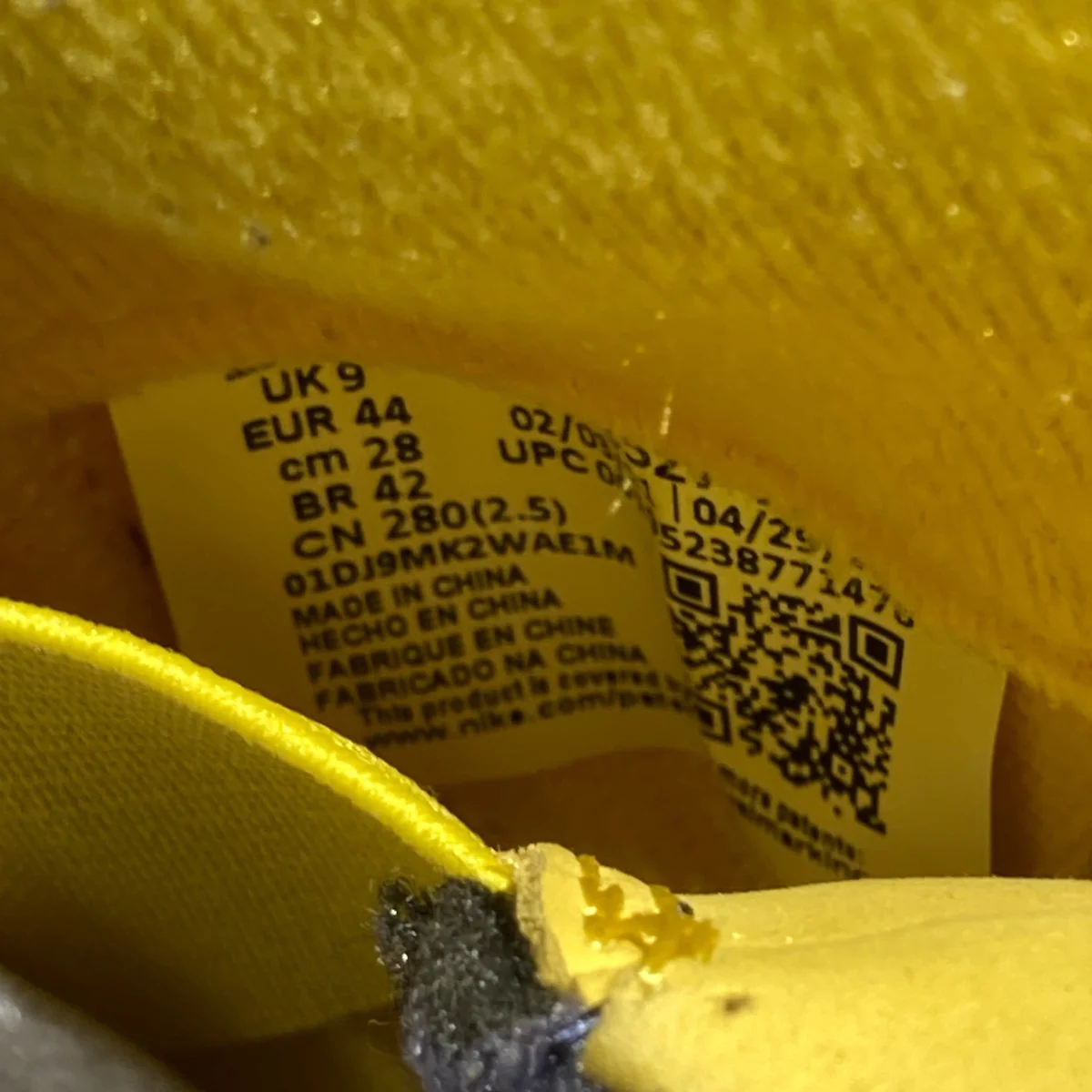 Air Jordan 4 Tour YellowスニーカーCT8527-700 - Image 6
