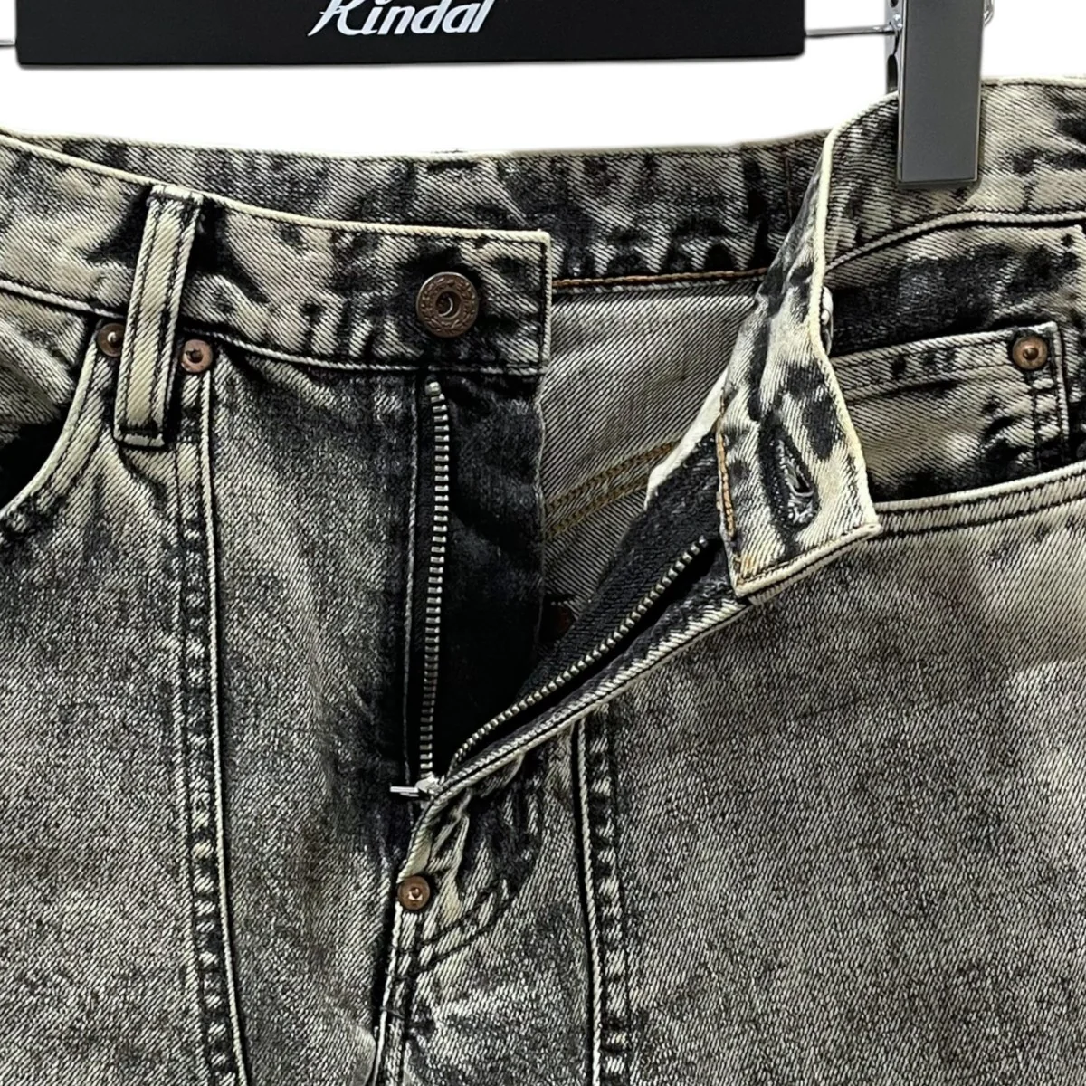 24SS 加工フレアデニムパンツ ACID WASHED MODERN WESTERN FLARED TROUSERS 2441000421 - Image 3