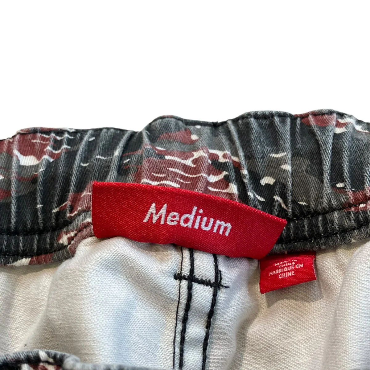 Cargo Short Red Tiger Camoカモフラージュ柄ハーフパンツ - Image 5