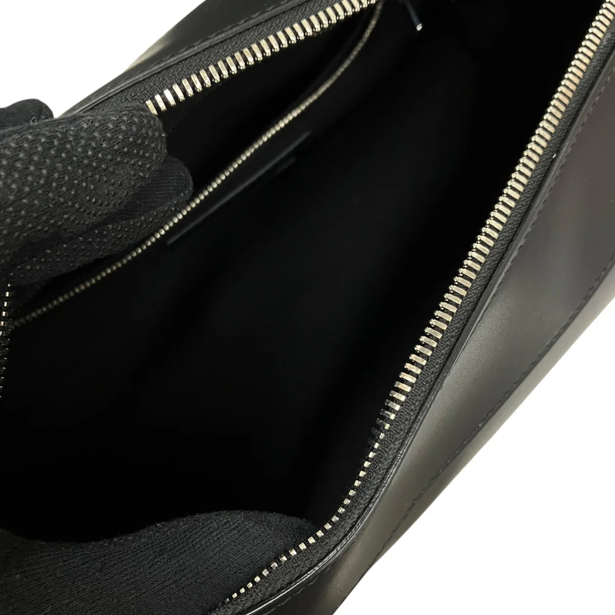 Vega shoulder bagショルダーバッグAW25 15081 BLK01 - Image 6