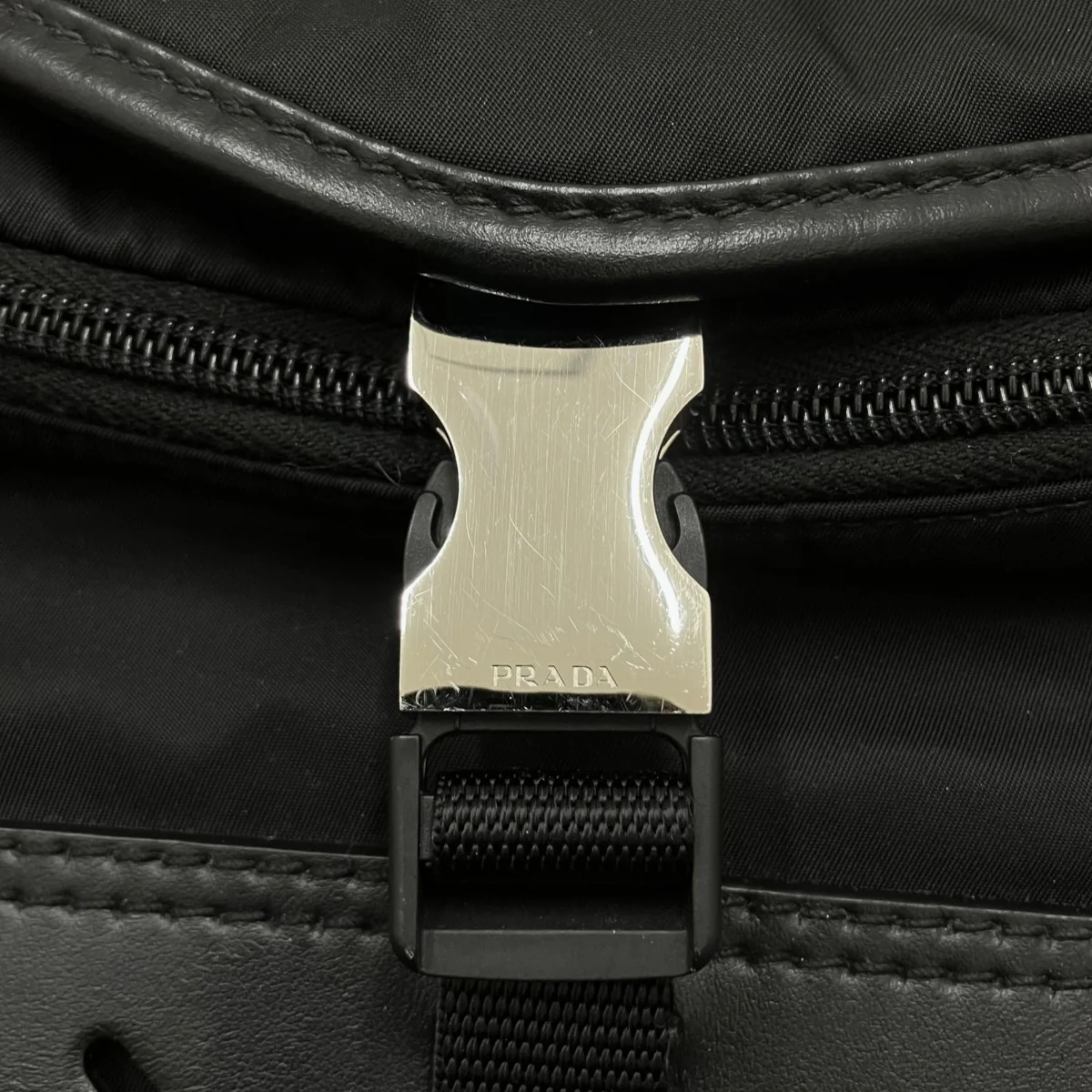 Re-Nylon xレザーショルダーバッグ2VD062 - Image 8