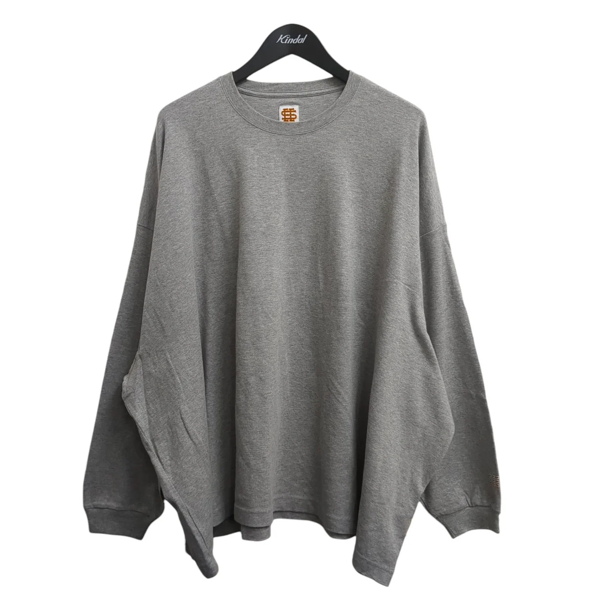 長袖Tシャツ
