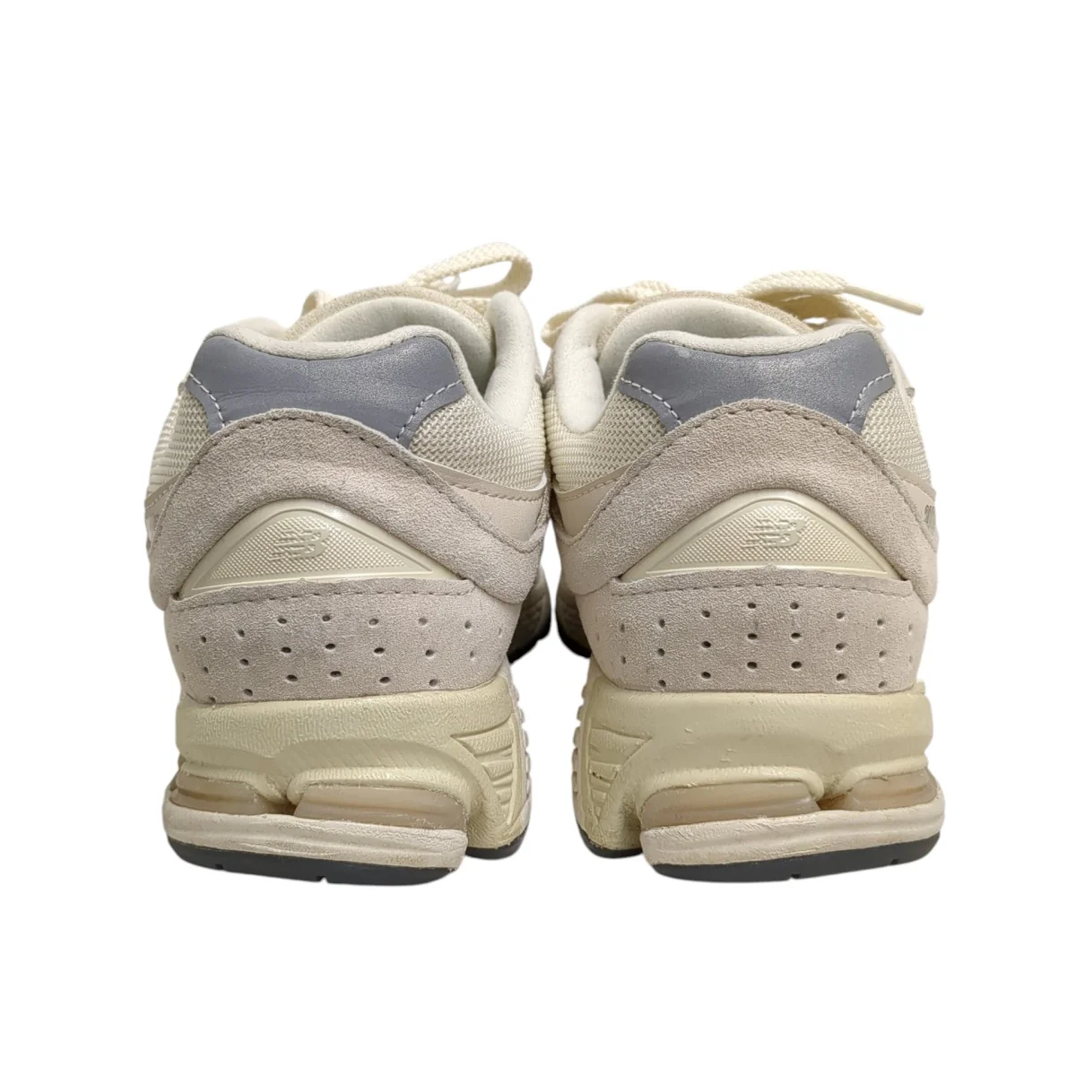 スニーカーM2002RCC - Image 3