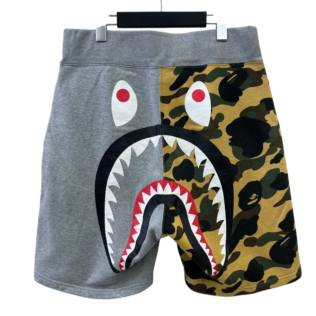1ST CAMO BACK SHARK SWEAT SHORTカモフラージュ柄スウェットハーフパンツ001SPI201004M - Image 2