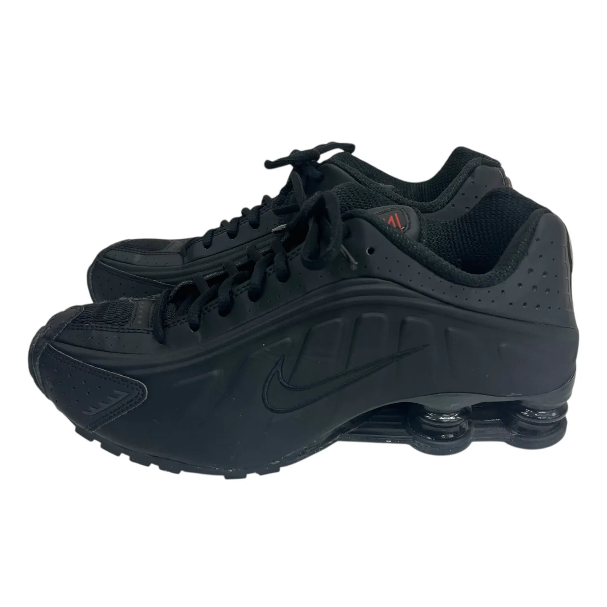 SHOX R4 BLACK BLACK-BLACK-MAX ORANGEローカットスニーカーAR3565-004 - Image 2