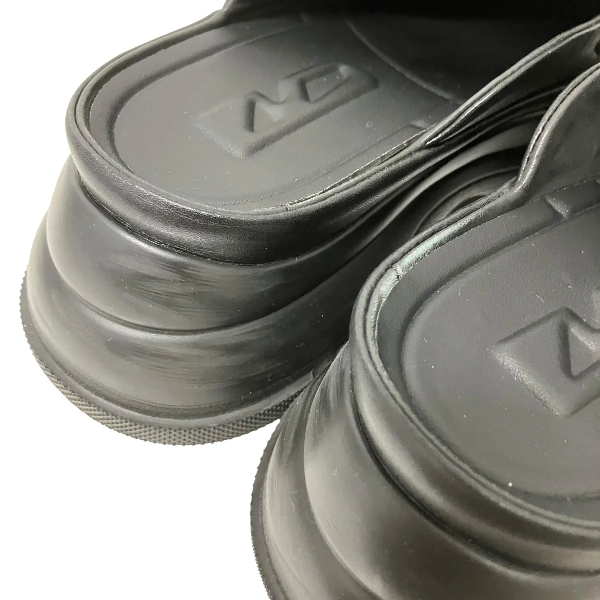 EVA METAL LOGO MULEスリッポンローファー - Image 6