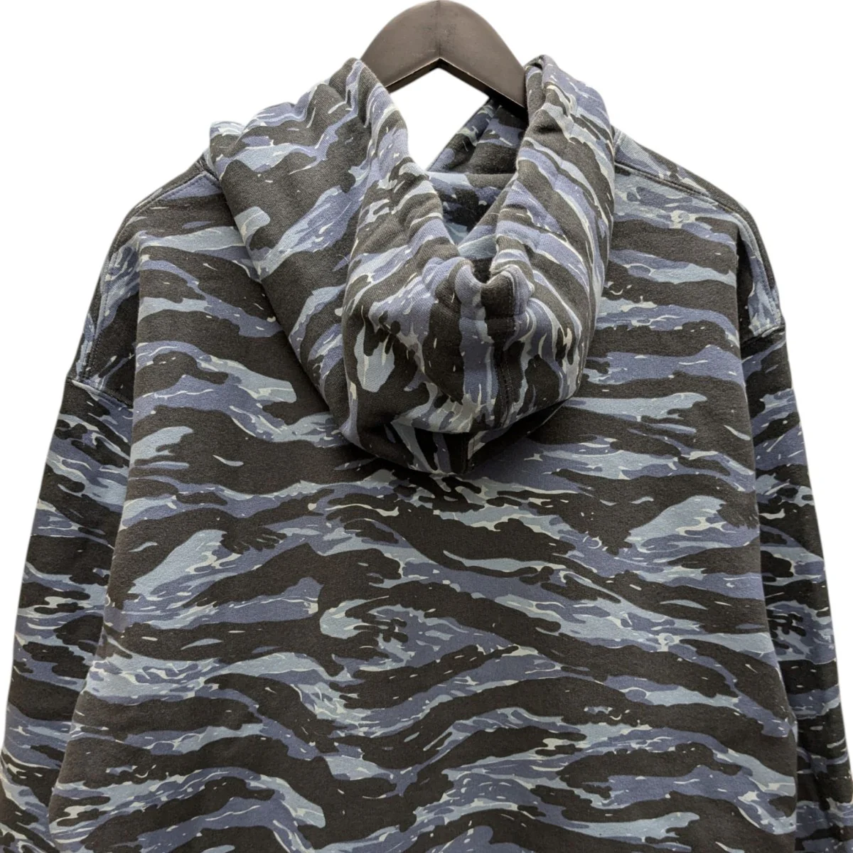24AWSmall Box Hooded Sweatshirt Blue Tiger Camoカモ柄スモールボックスロゴパーカー - Image 4
