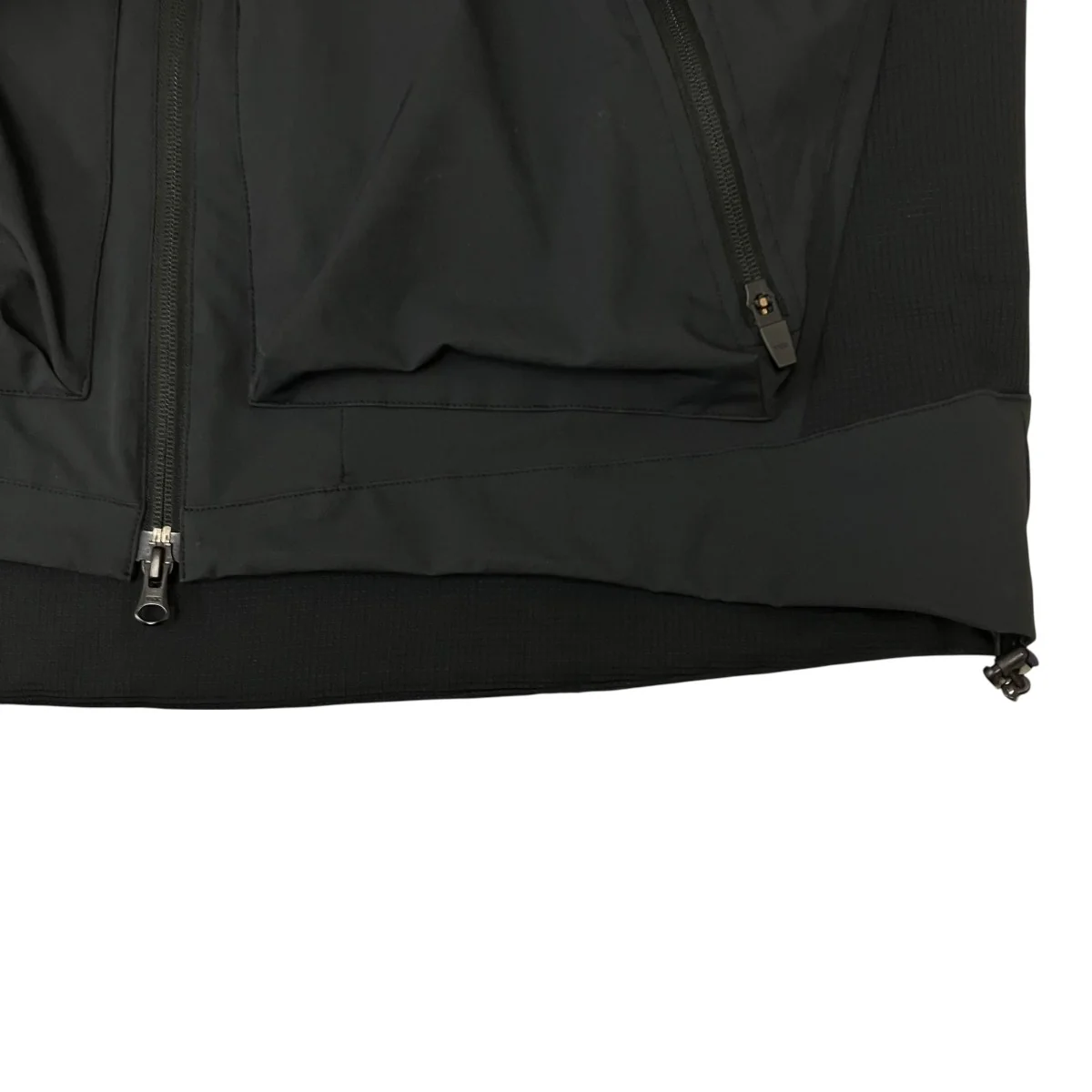 THE MULTIPLE FUNCTIONS VEST WITH PACKABLE ナイロンベスト - Image 6