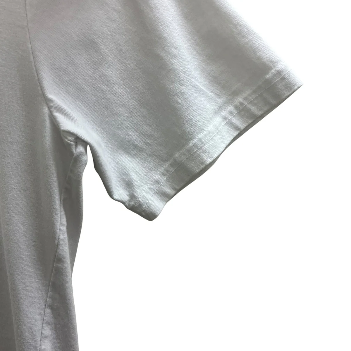 ロゴアップリケTシャツ - Image 3