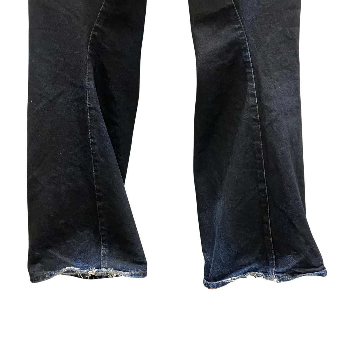 COATING 3D TWISTED LEG JEANS コーティングデニムパンツ - Image 4