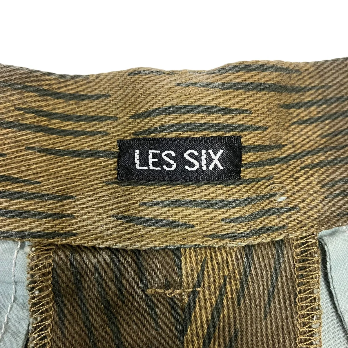 dangerous camo weird pantsカモワイドショートパンツ - Image 6