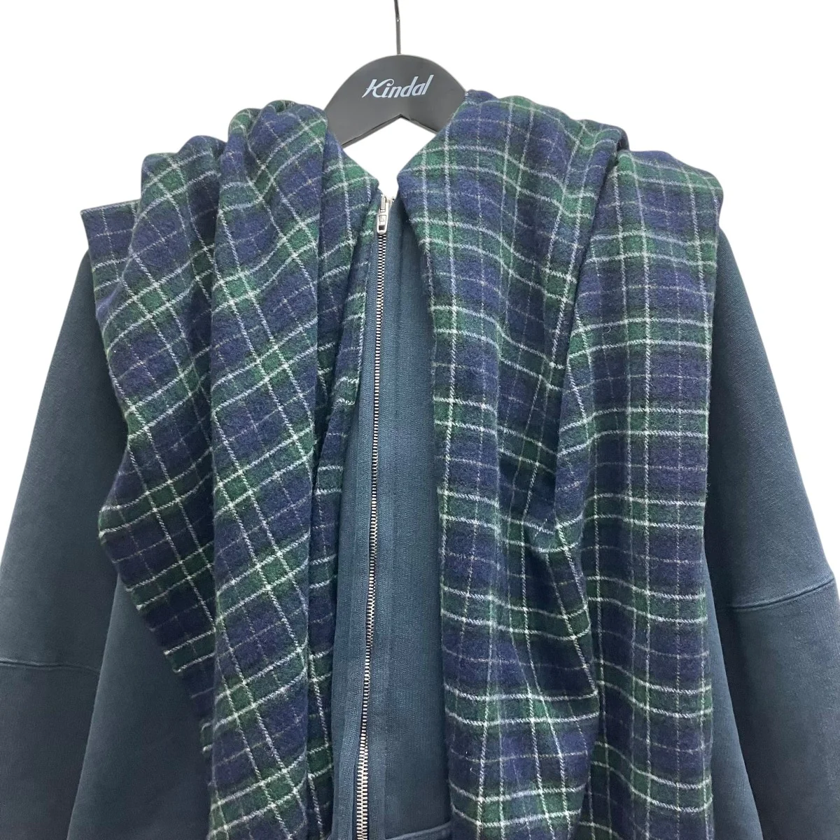 Scarf Zip-Up Hoodie マフラードッキングジップパーカー - Image 3