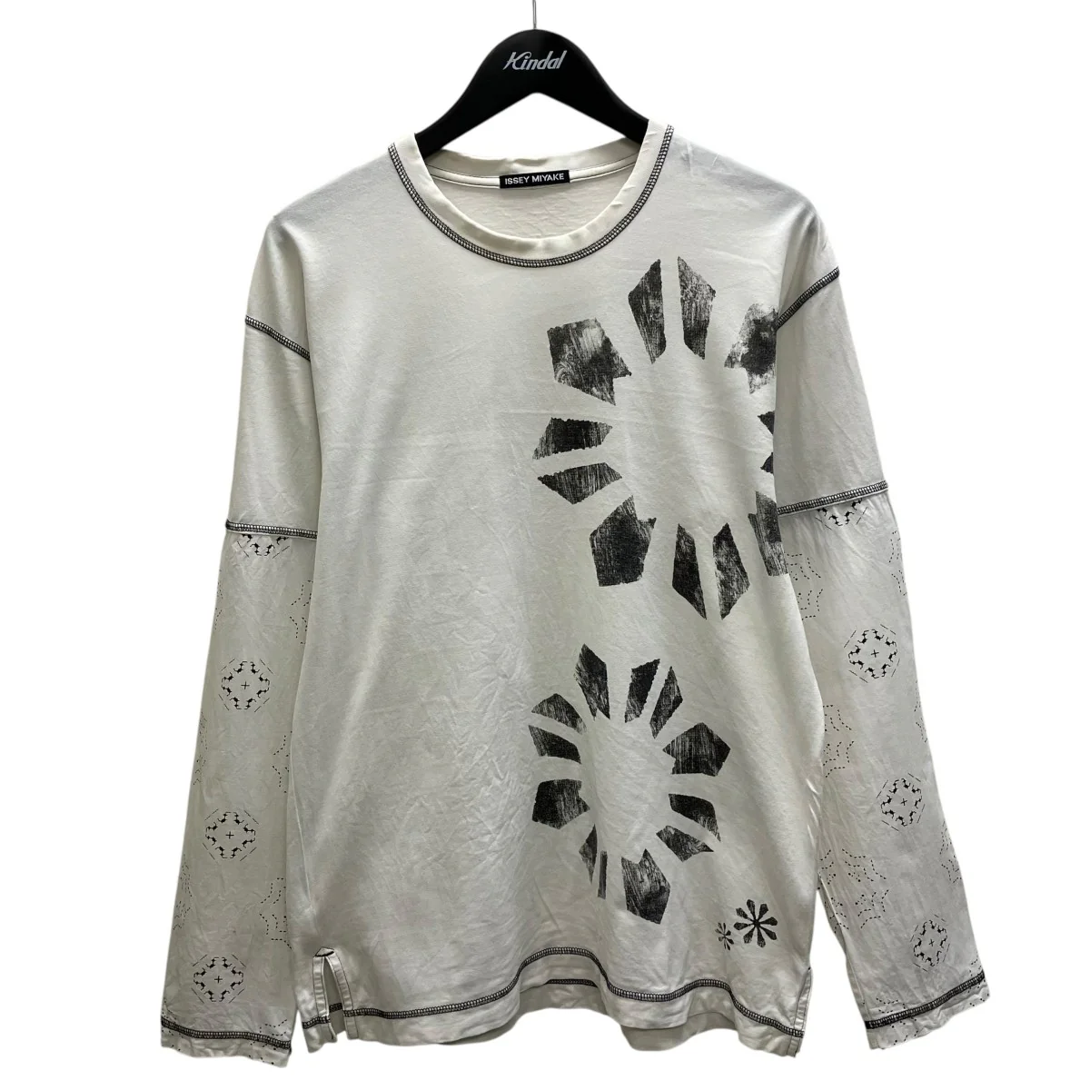 長袖Tシャツ