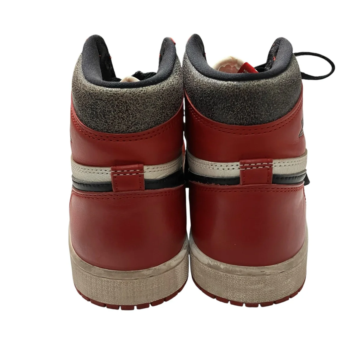 AIR JORDAN 1 ChicagoハイカットスニーカーDZ5485-612 - Image 4