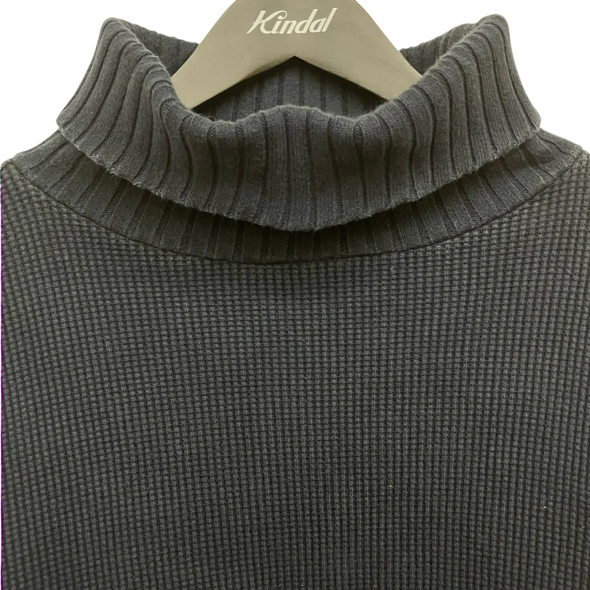 turtleneck waffleハイネックスウェット8051-00-20025 - Image 3