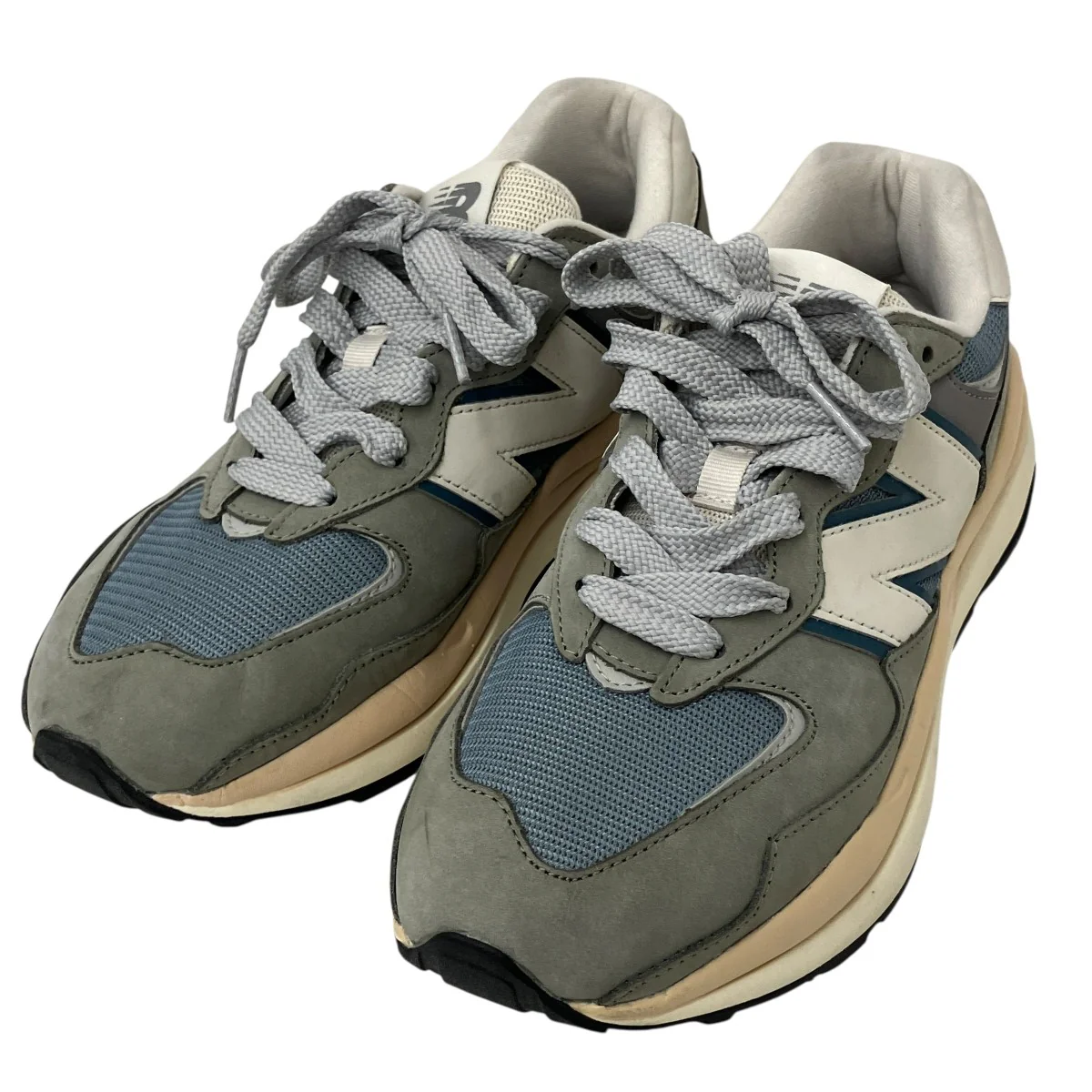 スニーカーM5740LLG