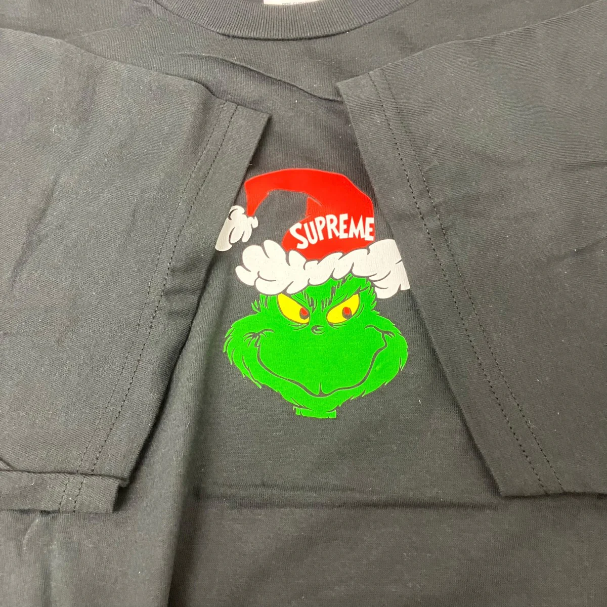 Grinch Tee - Image 4
