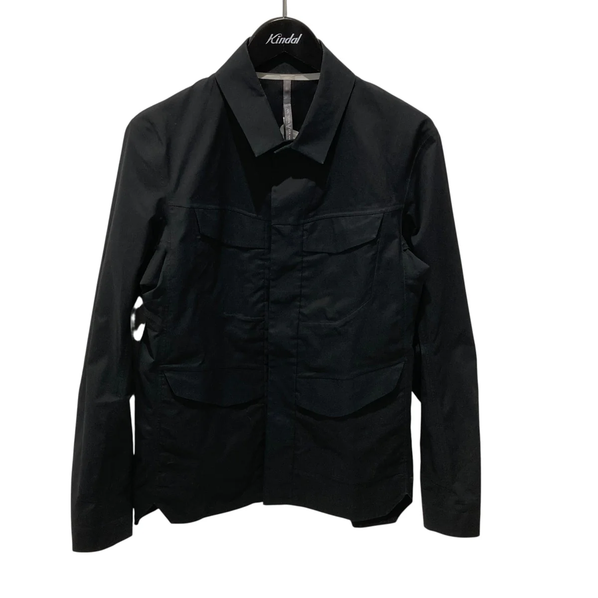 FIELD SOFTSHELL JACKETシェルジャケット