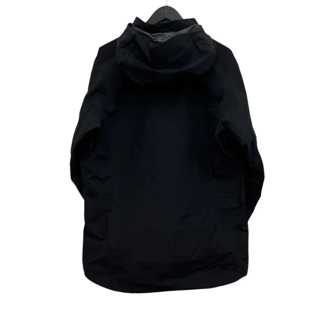 Theta AR Jacket ナイロンジャケット - Image 2