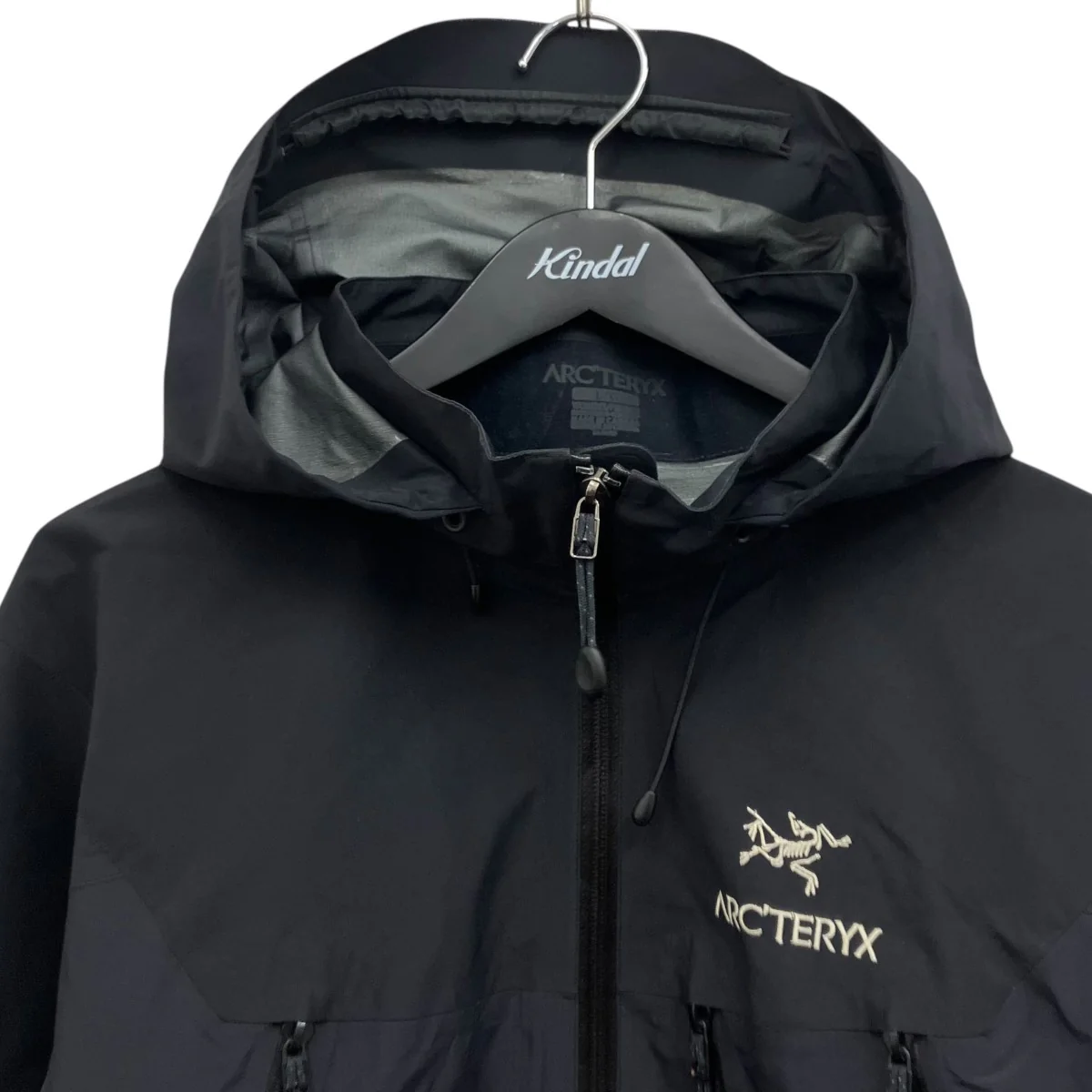 Theta AR Jacket ナイロンジャケット - Image 3