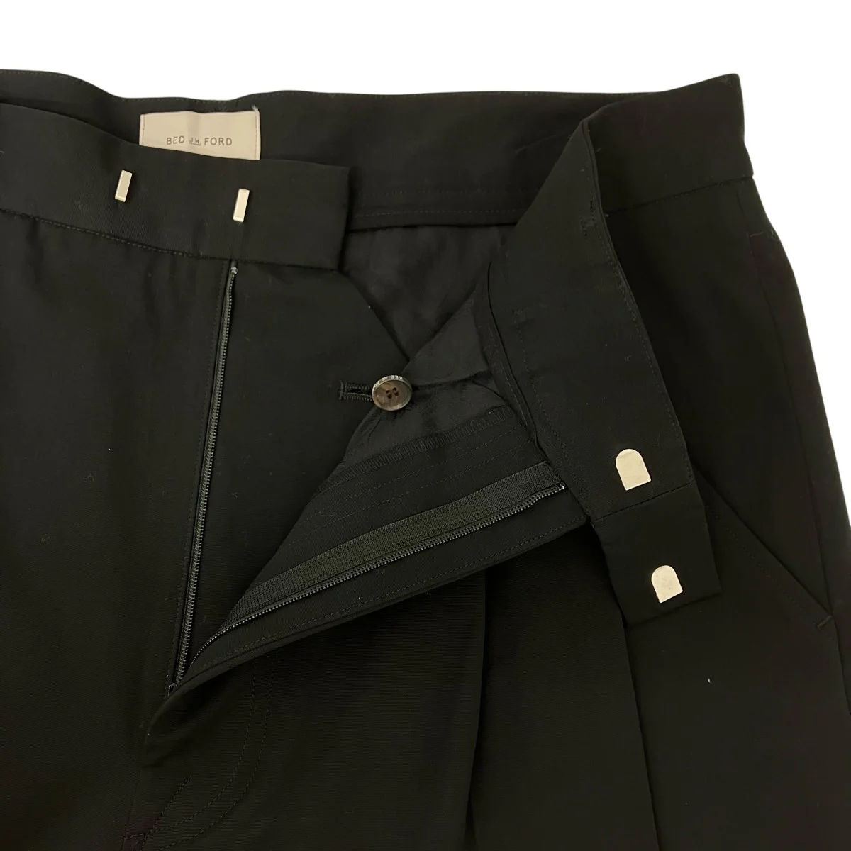 Cotton Two-tuck Pants チノパン - Image 3