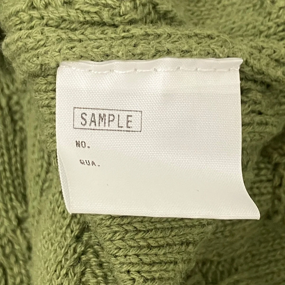刺繍ケーブルニットカーディガン - Image 9