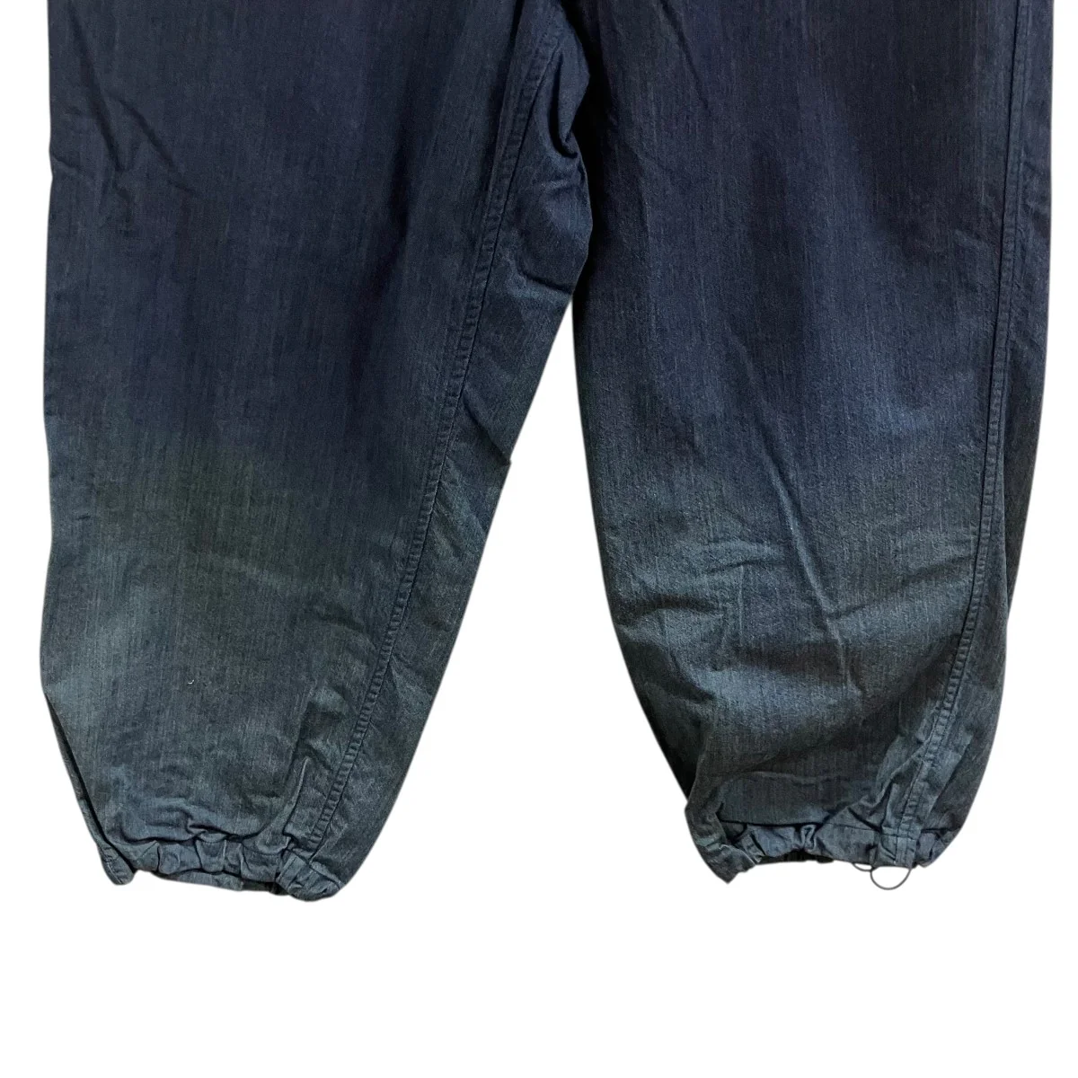 テックデニムパンツ - Image 3