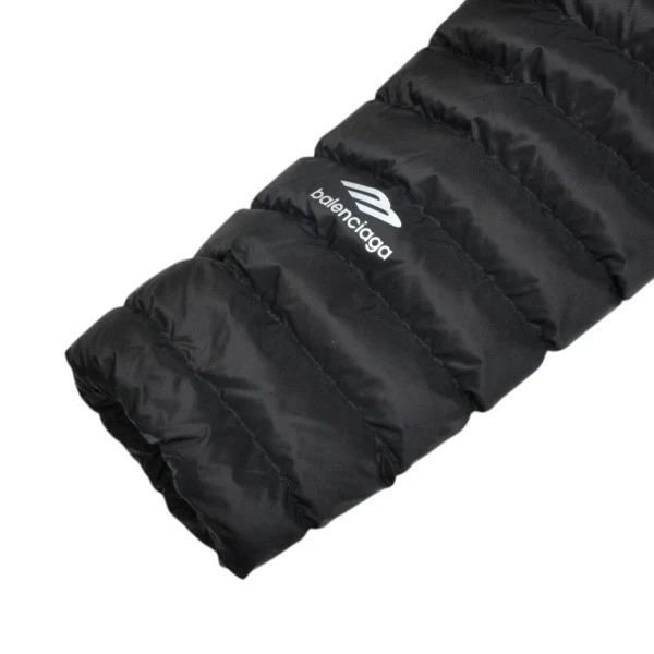 2023AW　3b sports icon ski fitted puffer　スポーツアイコンスキーフィットパファージャケット　ダウンジャケット　773985 TP039 - Image 6