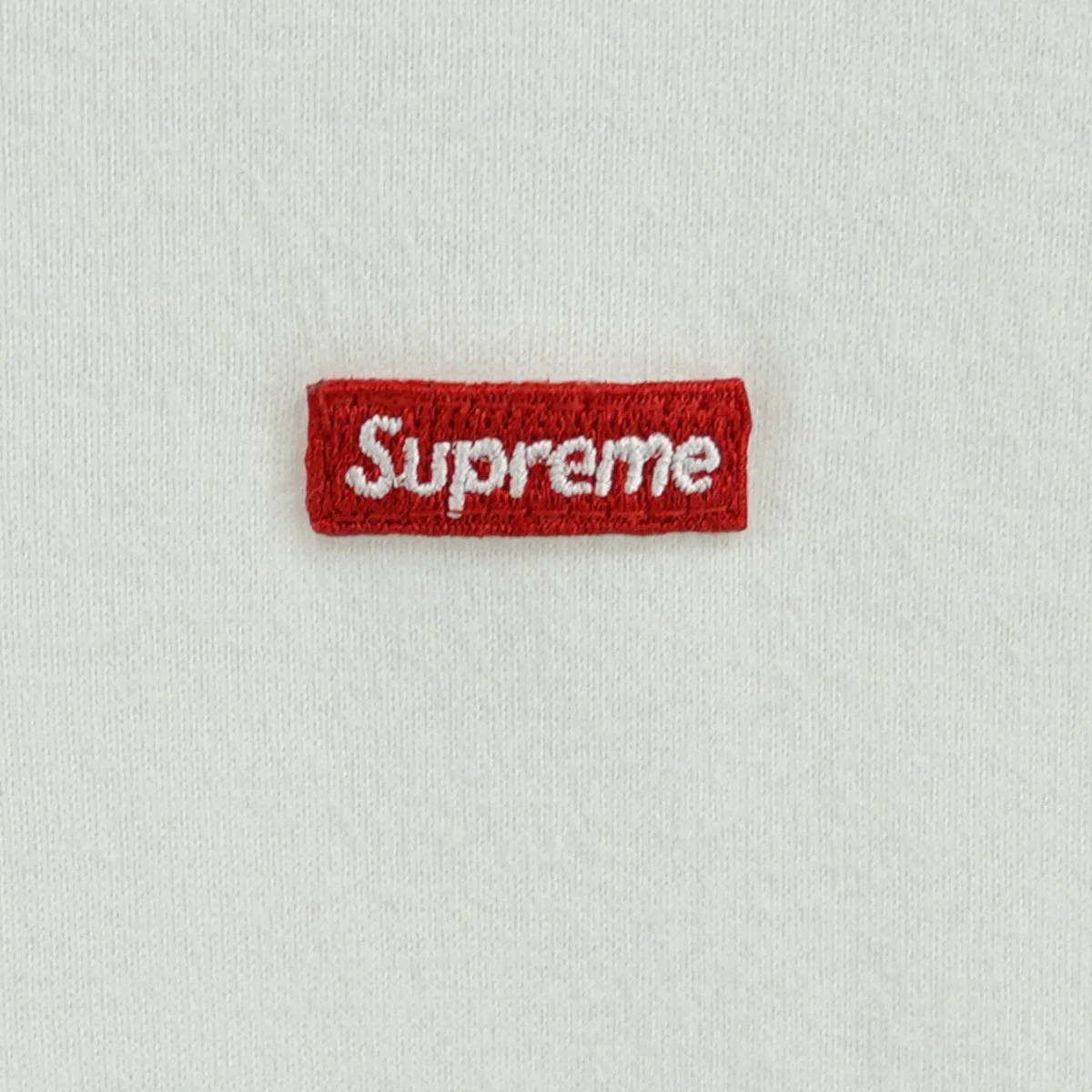 Small Box Tee スモール ボックス ロゴ Tシャツ - Image 2