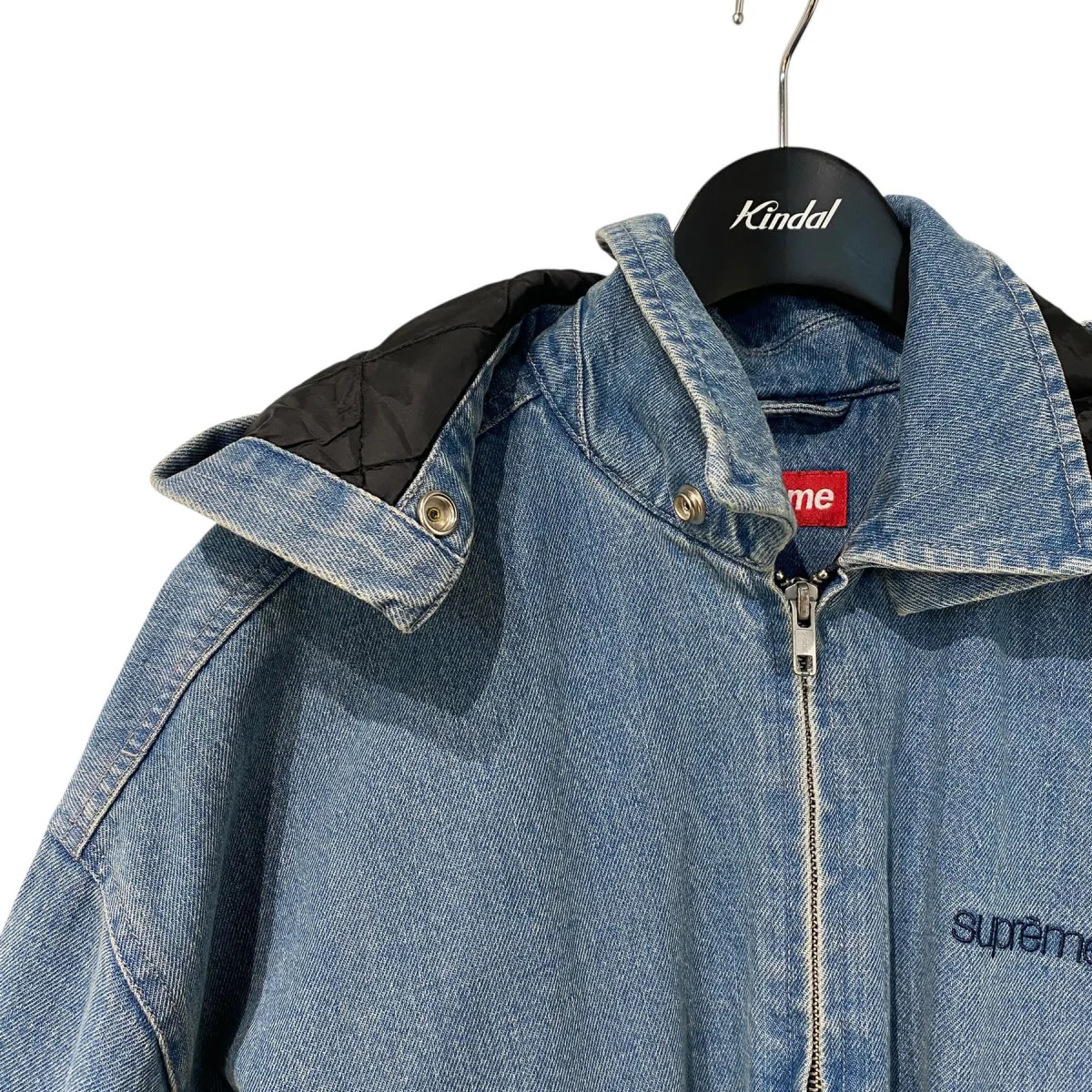 25FWHooded Utility Jacket Denimフード取り外し可能USED加工クラシックロゴデニムジャケット - Image 8