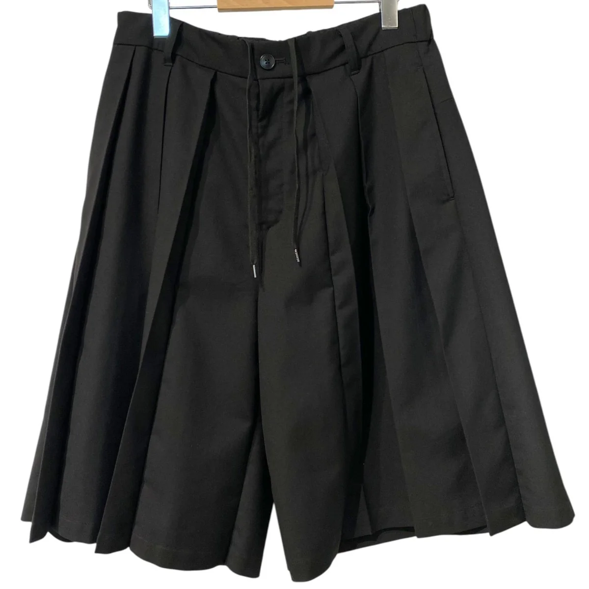 YOSEショートパンツ PLEATSプリーツ