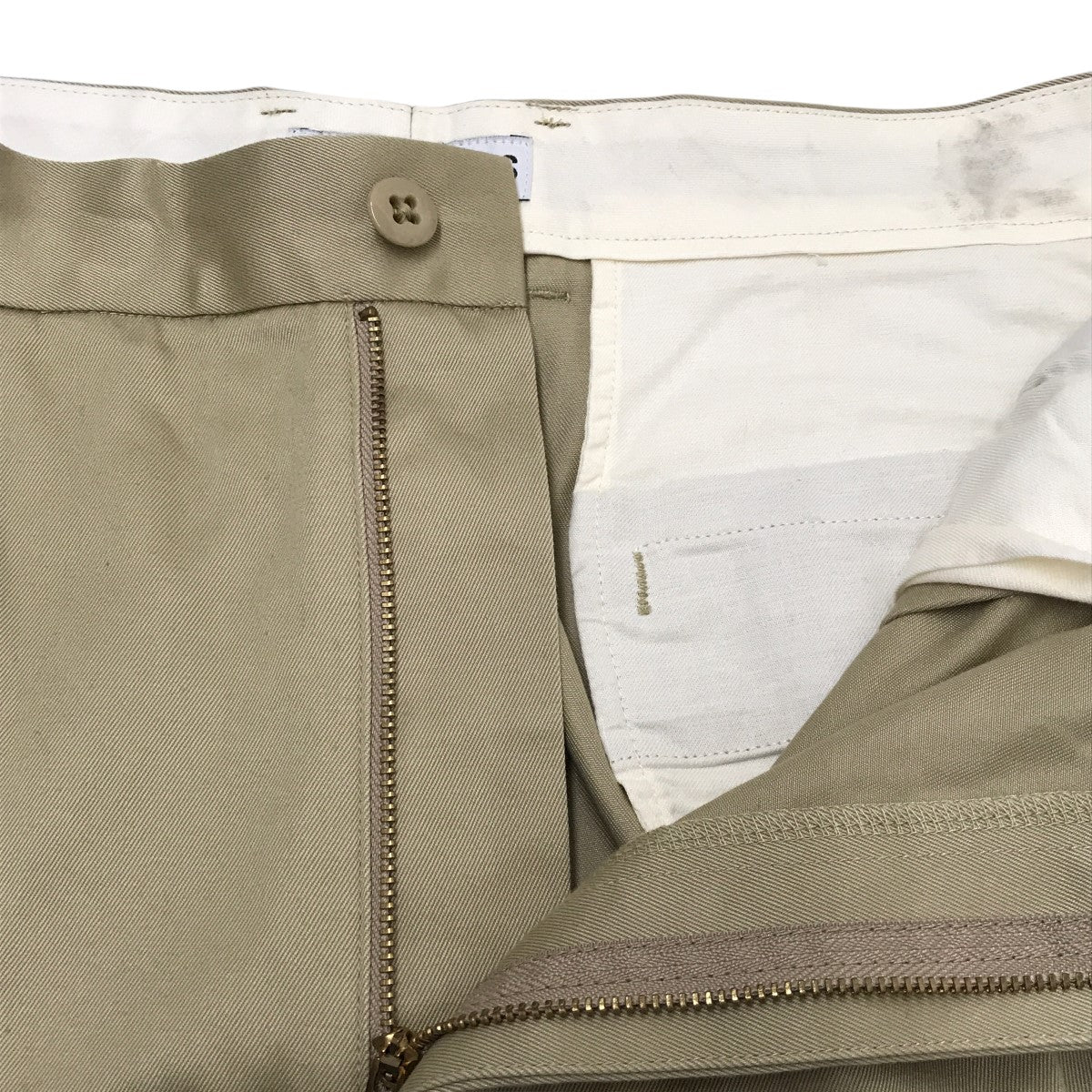 DOUBLE PLEATED CHINO TROUSERSパンツ - Image 4