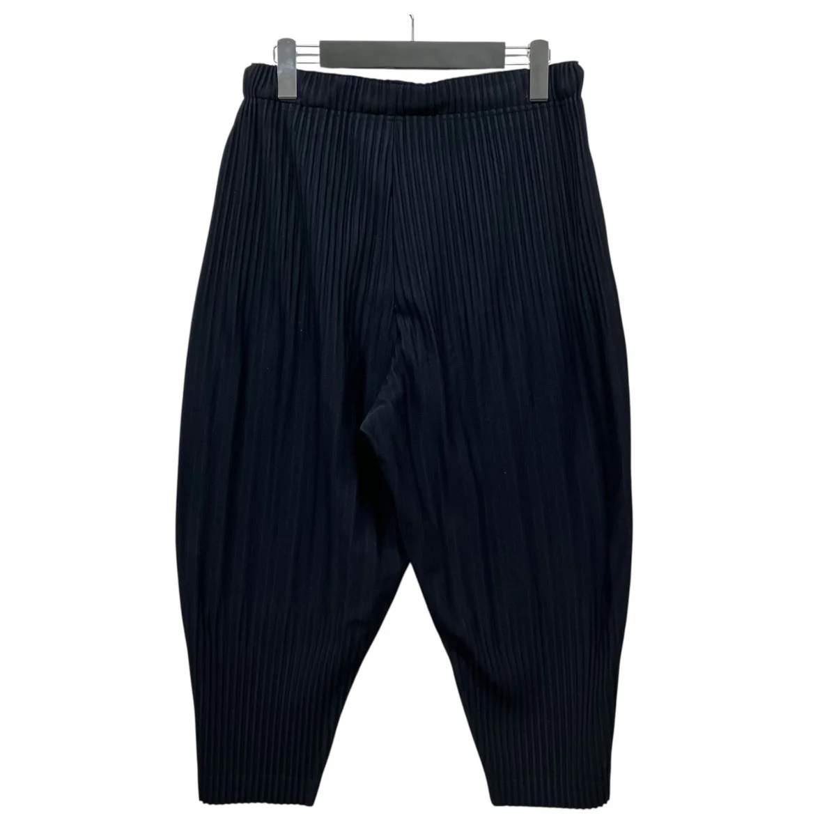 Basics プリーツパンツ - Image 2