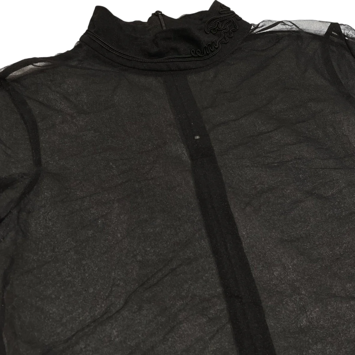Scenery embroidery sheer topカットソー242-0304 - Image 3