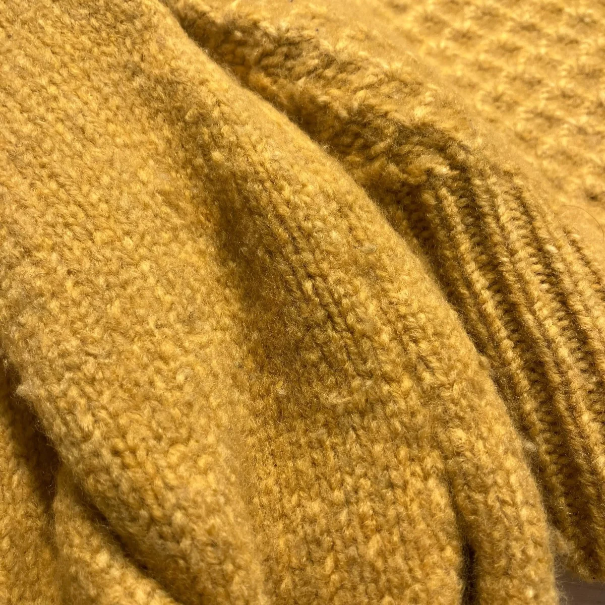 Dendra cabled pullover厚手ニット - Image 5